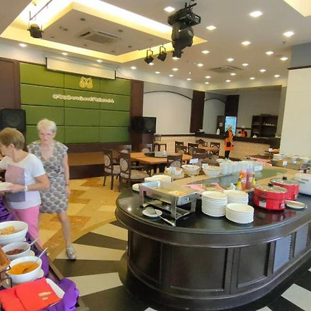 Mayflower Grande Hotel Phitsanulok Luaran gambar