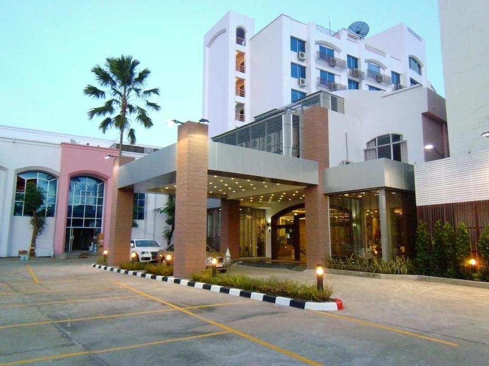 Mayflower Grande Hotel Phitsanulok Luaran gambar