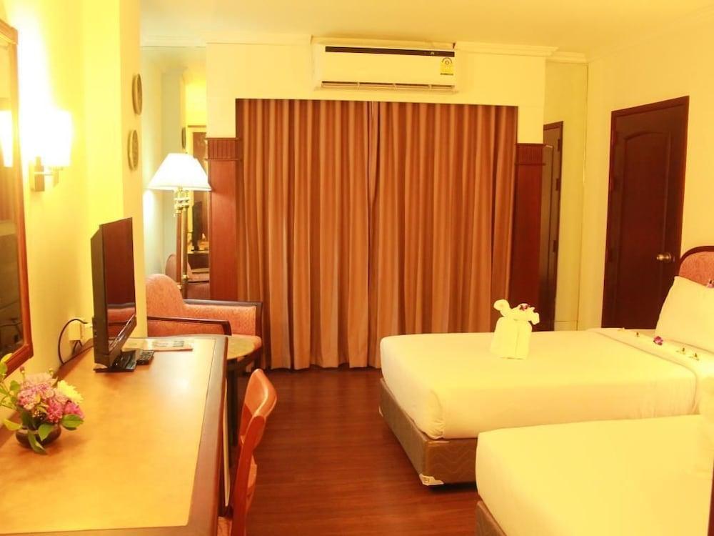 Mayflower Grande Hotel Phitsanulok Luaran gambar