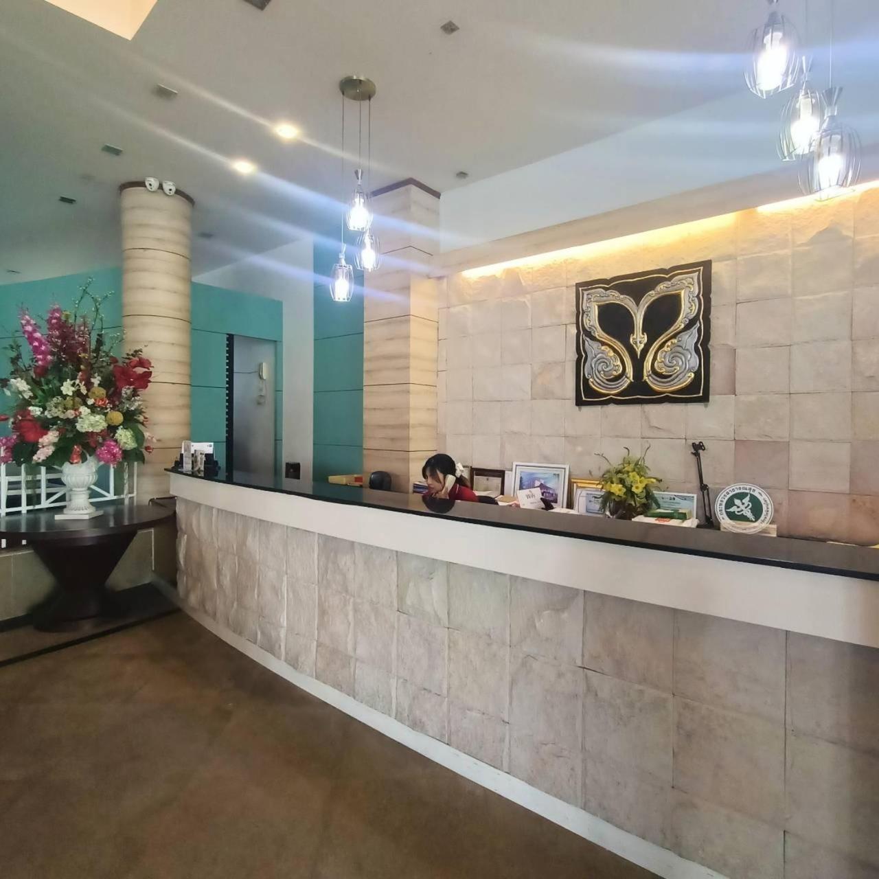 Mayflower Grande Hotel Phitsanulok Luaran gambar