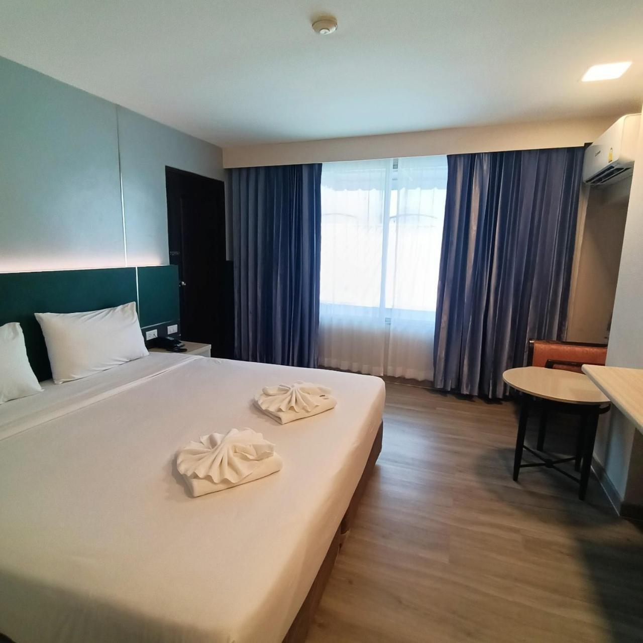 Mayflower Grande Hotel Phitsanulok Luaran gambar