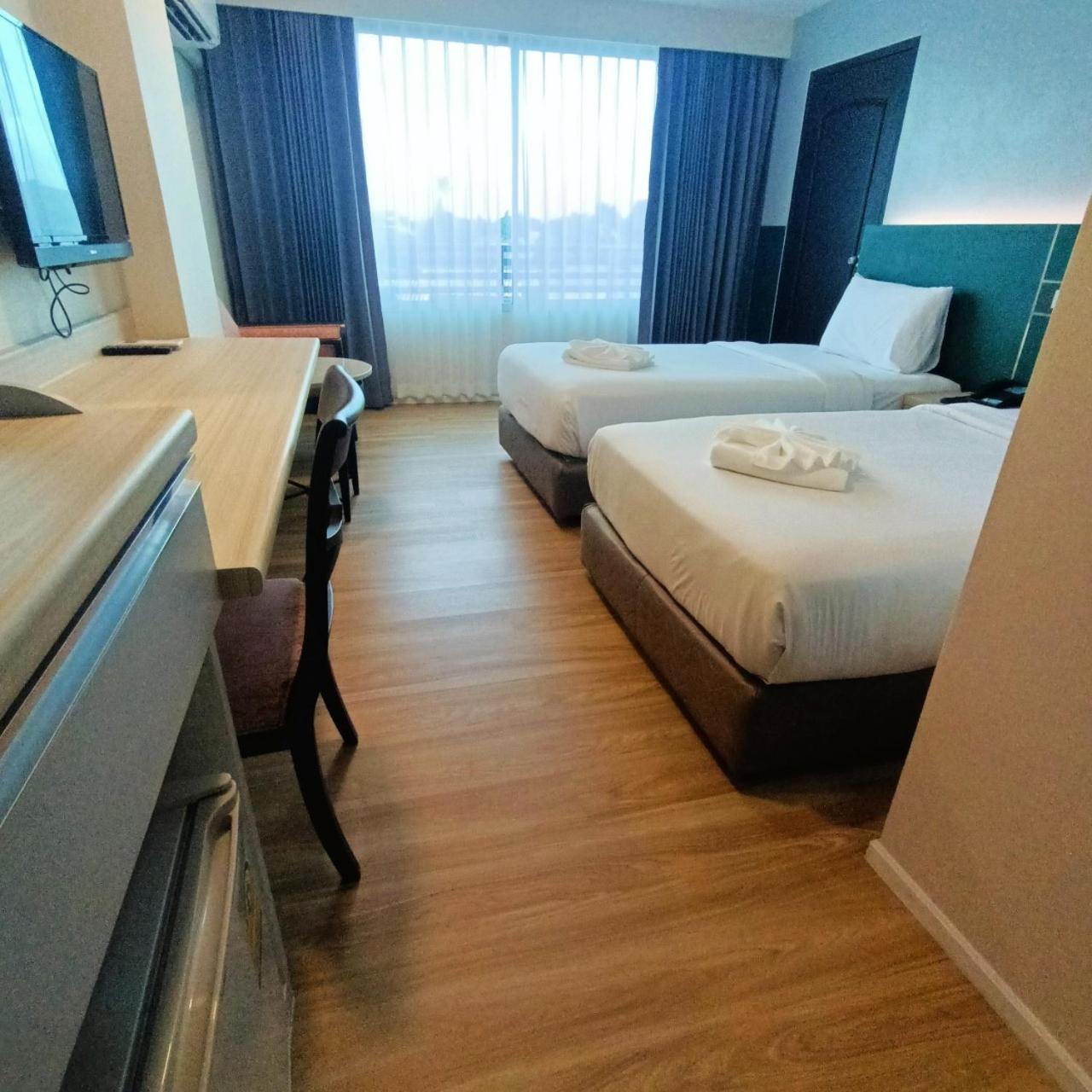 Mayflower Grande Hotel Phitsanulok Luaran gambar