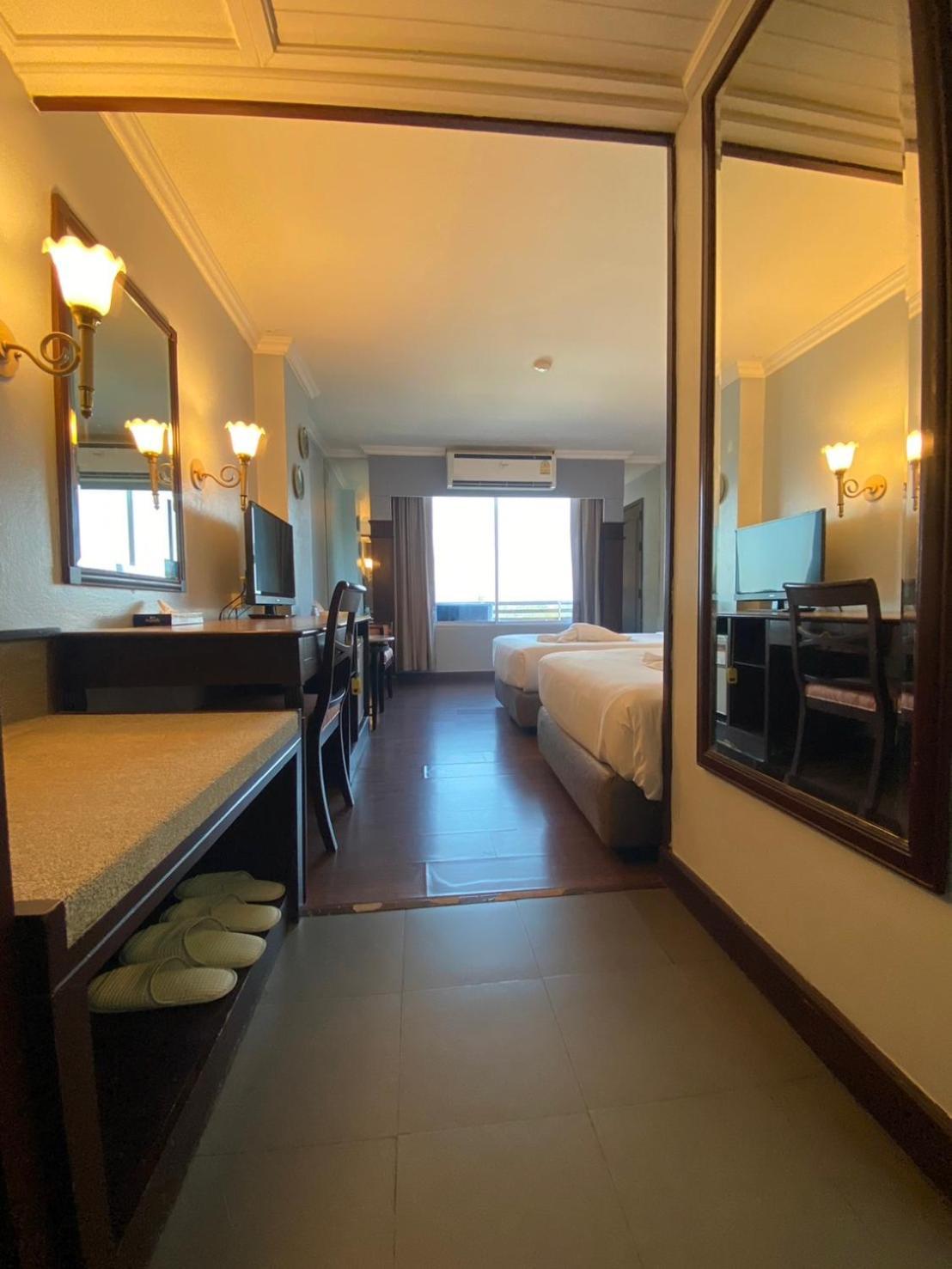 Mayflower Grande Hotel Phitsanulok Luaran gambar
