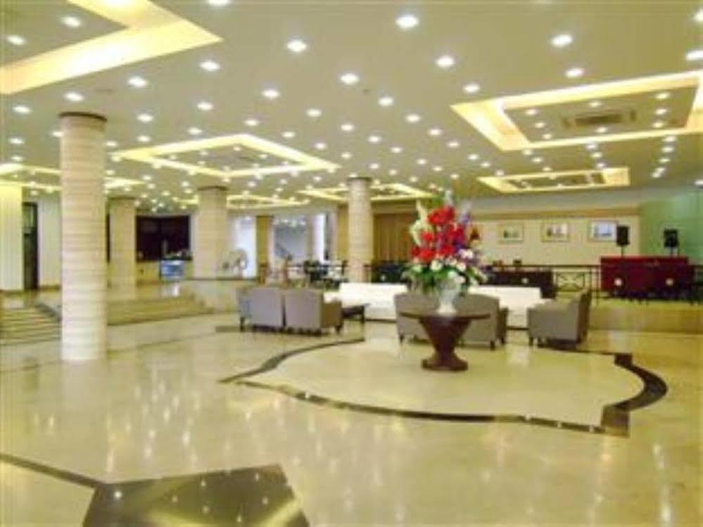 Mayflower Grande Hotel Phitsanulok Luaran gambar