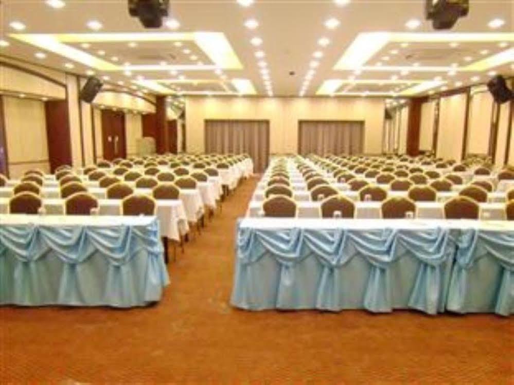 Mayflower Grande Hotel Phitsanulok Luaran gambar